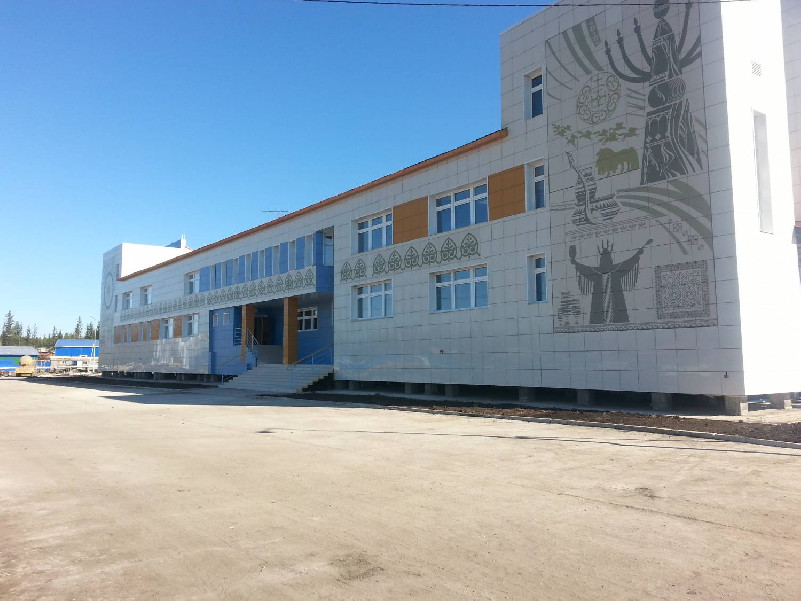 Школа в селе Эльгяй Сунтарского района